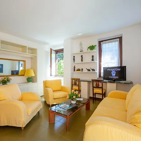 Apartment Gaya Center - Happy *