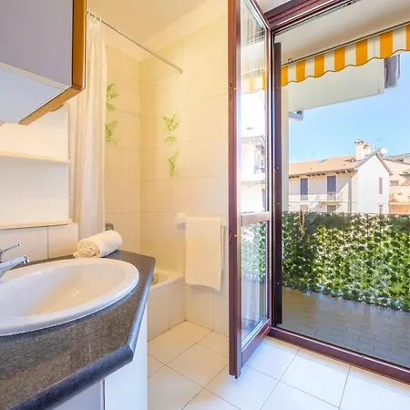 شقة Appartamento Gaya 2Br With Terrace - Happy Rentals *