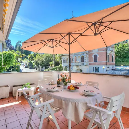 شقة Appartamento Gaya 2Br With Terrace - Happy Rentals