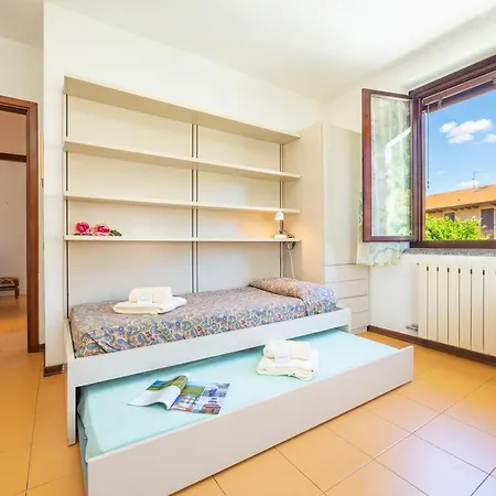 Appartamento Gaya 2Br With Terrace - Happy Rentals * ستريزا