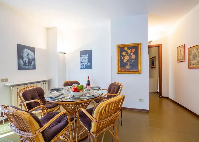 Gaya Center - Happy * Stresa